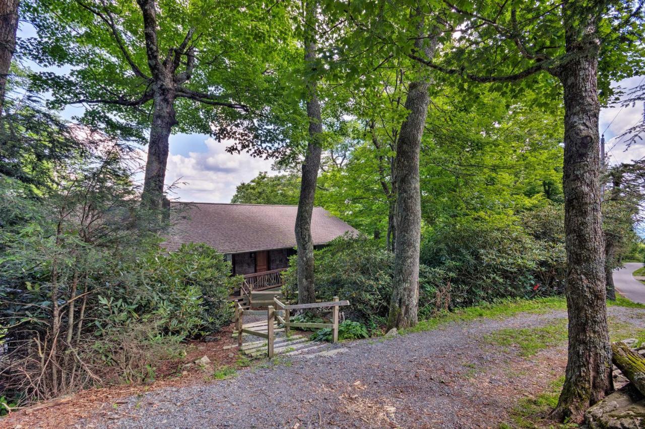 Cabin With Hot Tub And Mountain Views Less Than 5 Mi To Boone Блоуинг-Рок Экстерьер фото