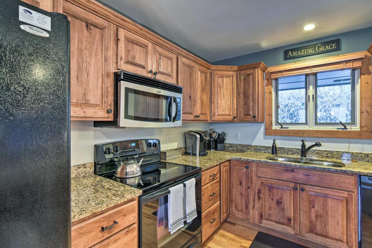 Cabin With Hot Tub And Mountain Views Less Than 5 Mi To Boone Блоуинг-Рок Экстерьер фото